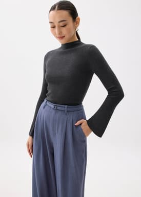 Knit Fitted High Neck Top