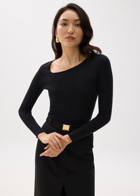 Fitted Asymmetric Knit Top