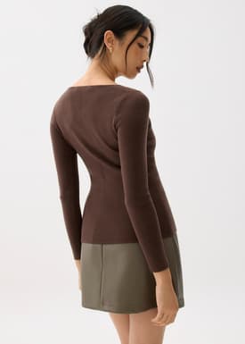 Fitted Asymmetric Knit Top