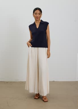 Relaxed Collared Knit Top