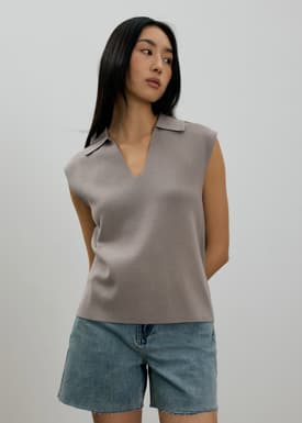Relaxed Collared Knit Top