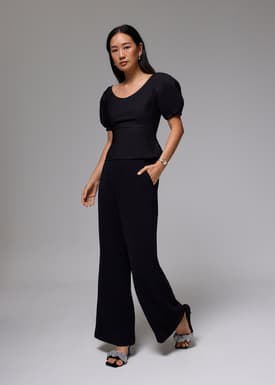 Scoop Neck Fitted Puff Sleeve Top