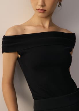 Knit Fitted Off Shoulder Top