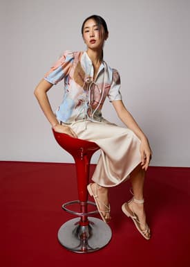Front Tie Puff Sleeve Top in Tossed Blooms