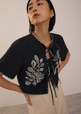 Round Neck Scallop Front Tie Top