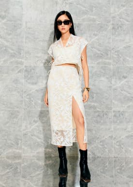 Relaxed Floral Sequin V-Neck Crop Top