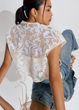 Relaxed Floral Sequin V-Neck Crop Top