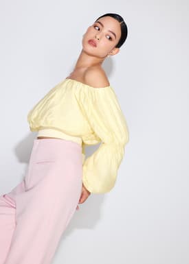 Elastic Lyocell Off-Shoulder Romantic Flare Sleeve Crop Top