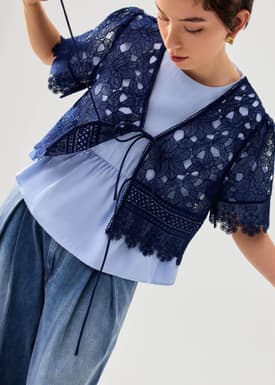 Floral Lace Ribbon Tie V-neck Shell Top