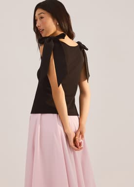 Ribbon Tie Scoop Neck Fitted Top