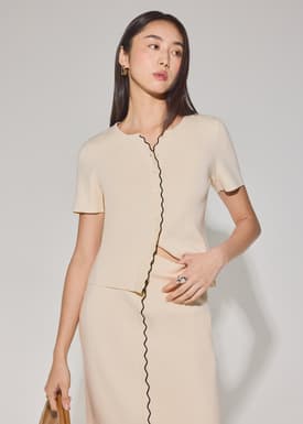Knit Scallop Edge Fitted Button Down Top