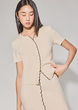 Knit Scallop Edge Fitted Button Down Top