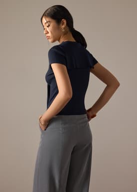 Knit Tie Collar Round Neck Top