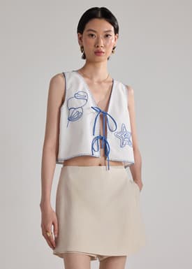 Blanket Stitch Ribbon Tie Top in Coastal Charm Embroidery