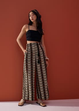 Detachable Sash Straight Leg Ankle Length Pants in Oasis Flow