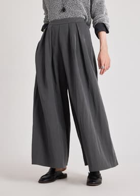 Lyocell Pleated Pants