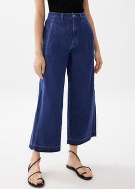 Relaxed Denim Wide Leg Jeans