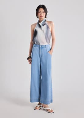 Pleated Wide Leg Jeans