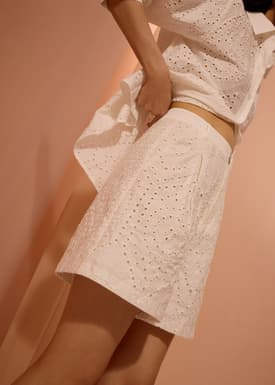 Tailored Bermuda Shorts in Soft Breeze Broderie