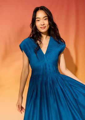 Padded Plunge Fit & Flare Maxi Dress