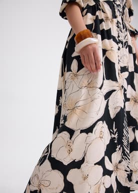 V-neck Puff Sleeve Fit & Flare Midaxi Dress in Garden City Blooms