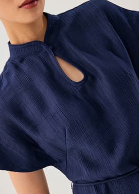 Detachable Sash Tie Crinkled Mandarin Collar Column Midi Dress