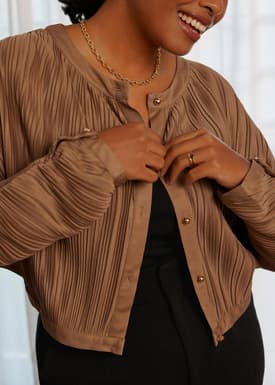 Relaxed Plisse Crop Jacket