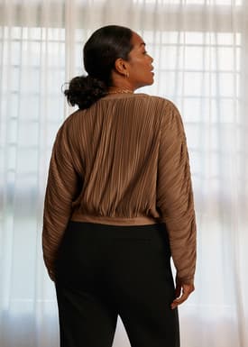 Relaxed Plisse Crop Jacket