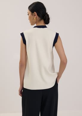 Relaxed Contrast Knit Vest
