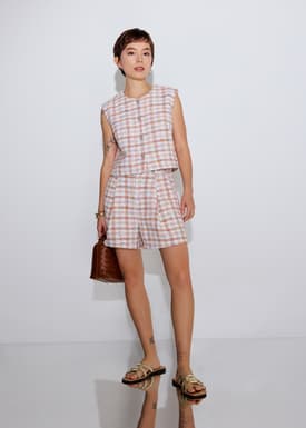 Relaxed Tweed Round Neck Button Down Vest