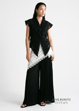 Love, Bonito x TOTON Lace Kebaya Vest
