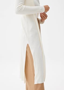 Long V-neck Cardigan