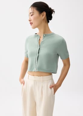 Cropped Round Neck Knit Cardigan