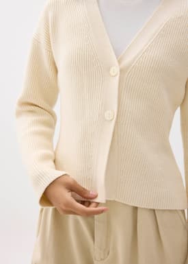 Ribbed V-neck Knit Cardigan