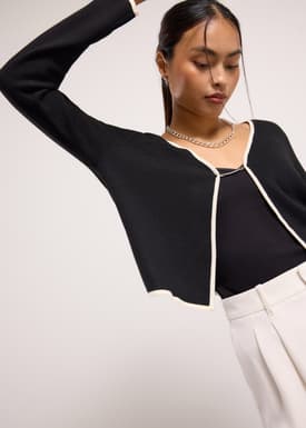 Relaxed Contrast Piping Knit Metal Clasp Cardigan