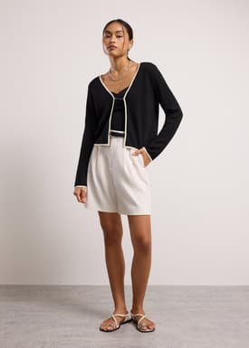 Relaxed Contrast Piping Knit Metal Clasp Cardigan
