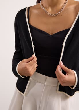 Relaxed Contrast Piping Knit Metal Clasp Cardigan