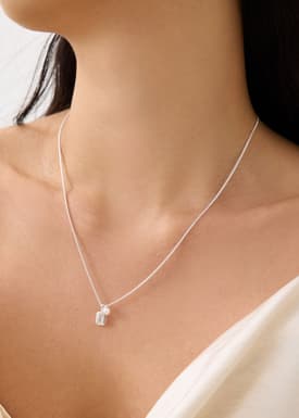 14K Gold Plated Pearl Rhinestone Necklace