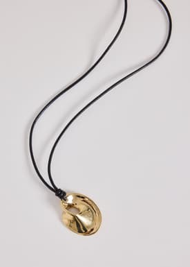 Metal Pendant Cord Necklace