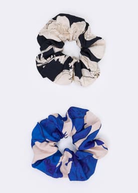 Love Bonito Scrunchie in Garden City Blooms