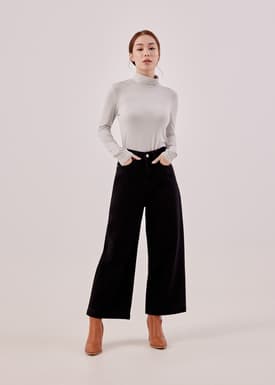 Esta Basic Turtle Neck Top