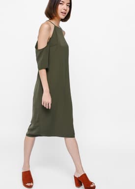 Uyzana Off Shoulder Midi Dress