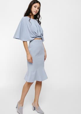 Keia Knotted Flutter Sleeve Crop Top