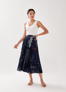 Eira Sunray Pleated Midi Skirt in Celestial Galaxy