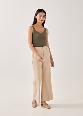 Kurie Sweetheart Knit Top