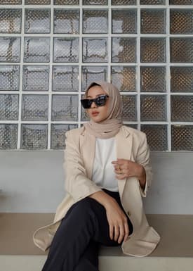Kaisa Shoulder Padded Linen Relaxed Blazer