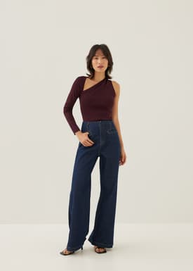 Kaylee Fitted Asymmetric Knit Top