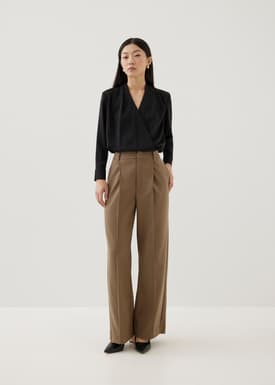 Gretal Tailored Pleated Straight Leg Pants