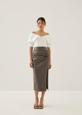 Hannie Fitted Off Shoulder Blouse