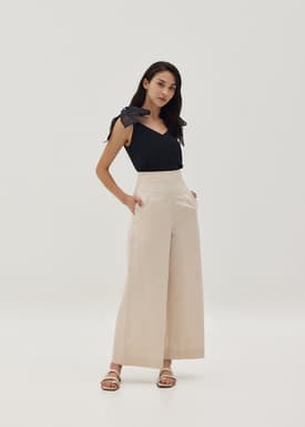 Winterie Tie Shoulder Contrast Top